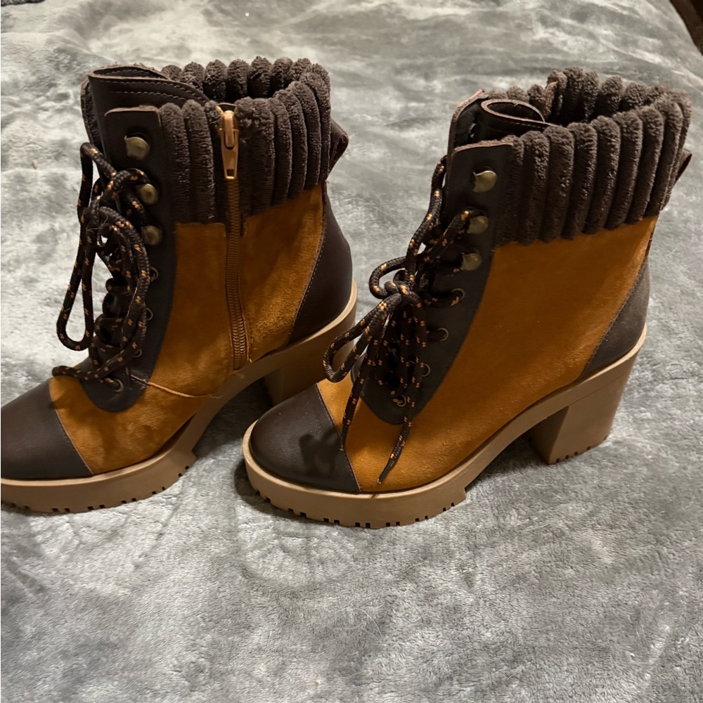 Chelsea & Violet Brown and Tan Women's Ankle Boots